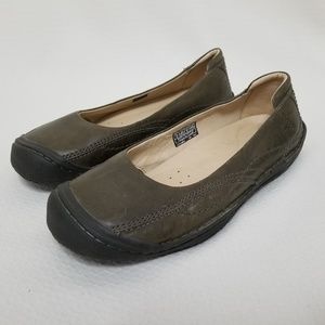 Keen Sterling City Drk Green Leather Ballet Flats